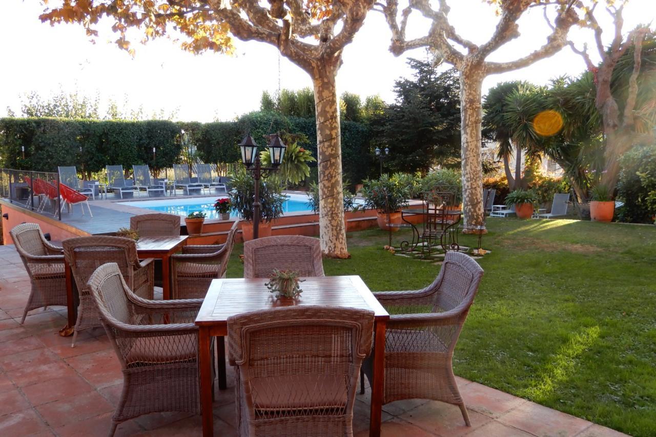 Mas De Baix Hotel Cabrils Exterior photo